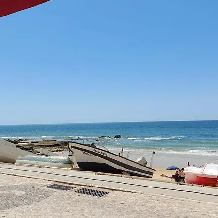 Apartment Olhos Do Mar